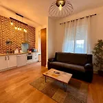 A0 Grand Appartement, Jaccuzi, Et Exterieur Thermal Artem A 200M