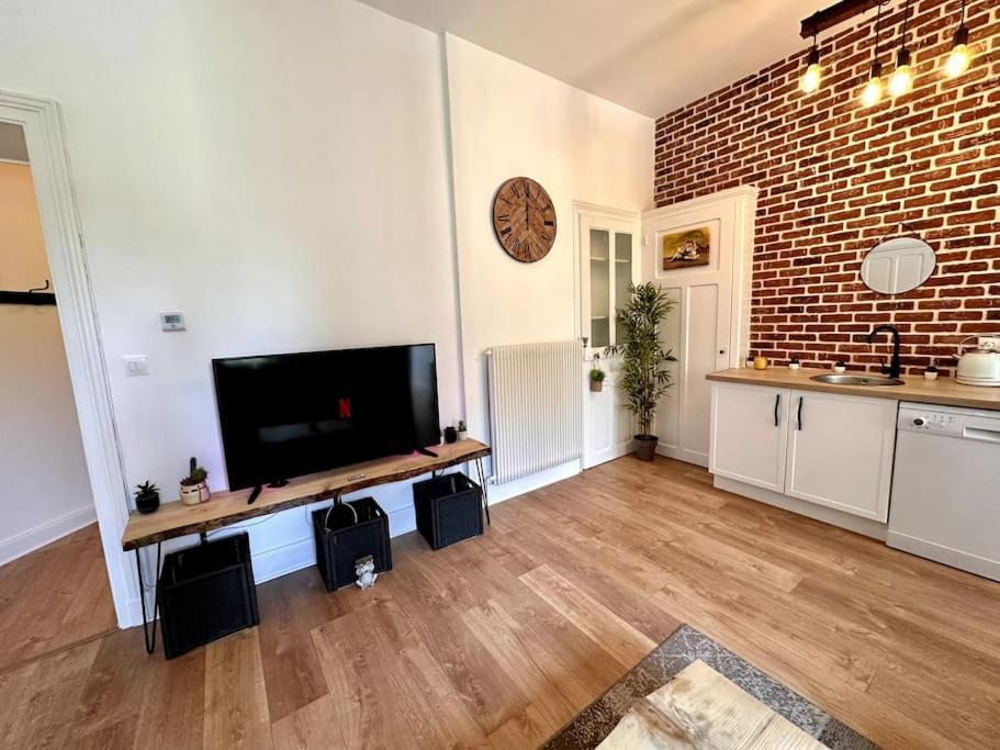 Apartment A0 Grand Appartement, Jaccuzi, Et Exterieur Thermal Artem A 200m